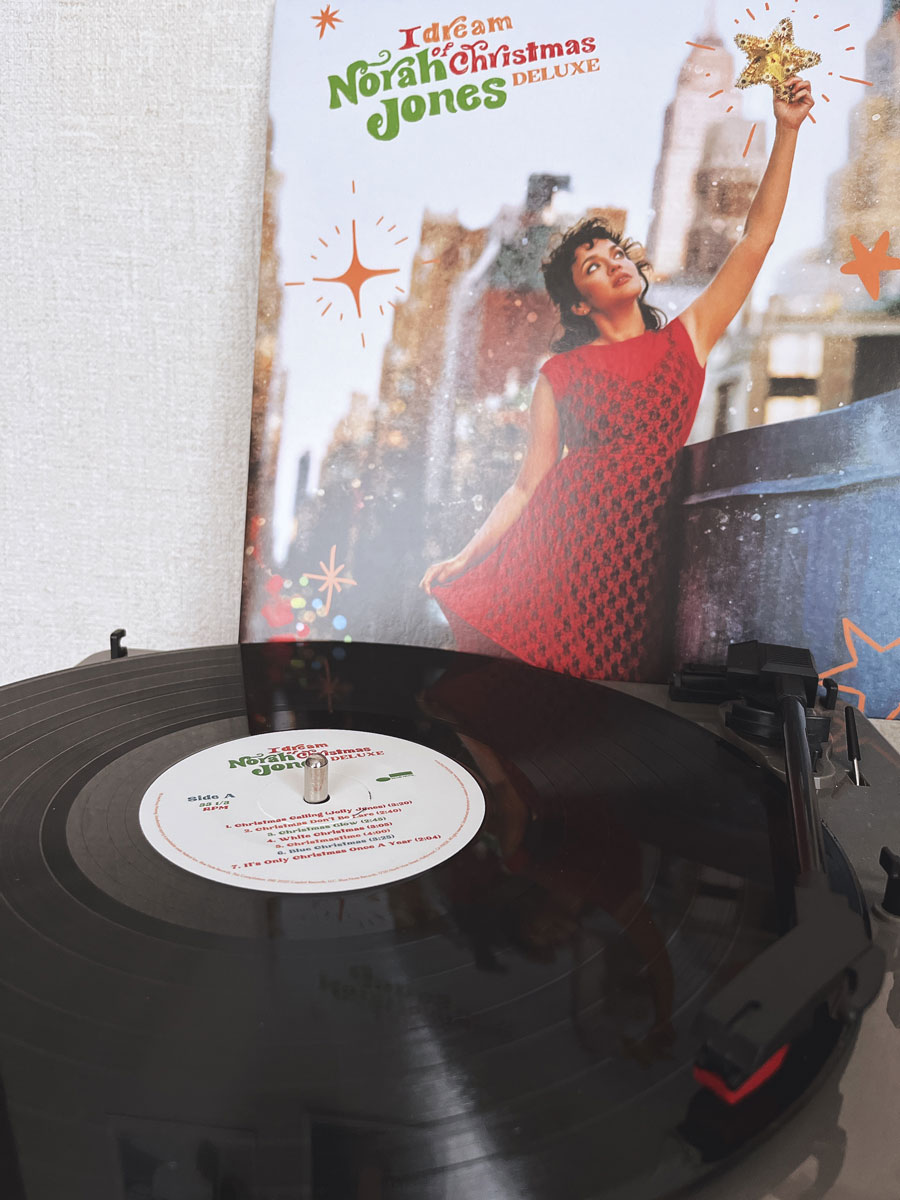 Norah Jones I dream christmas - Singalong - Inside Double/Double&SONS